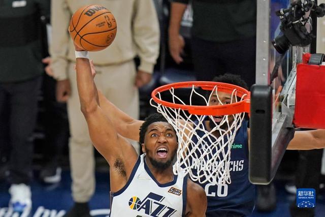 沙特超-C罗梅开二度 利雅得胜利3-1塞哈特海湾