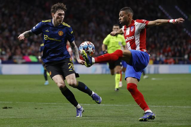 王哲林24+10上海大胜天津 山东力克福建止连败